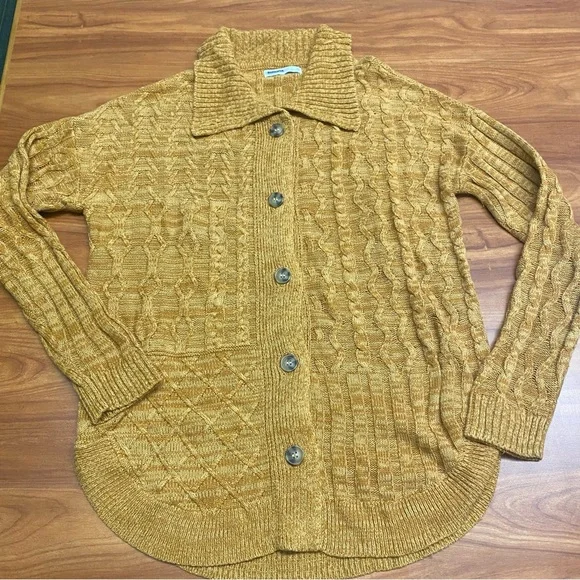 Sonoma Women’s Gold  Button Down Cardigan Sweater XS - Picture 3 of 9
